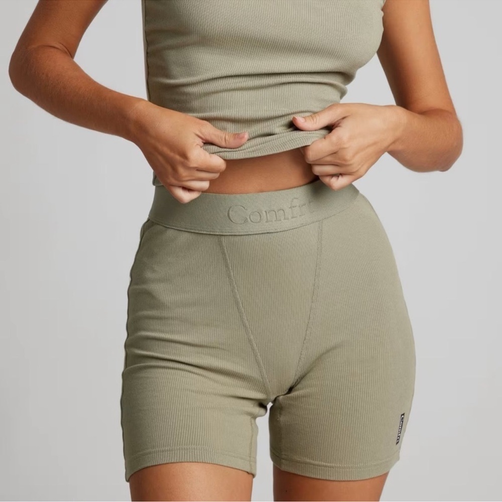 Comfrt ribbed boxer sleep shorts green